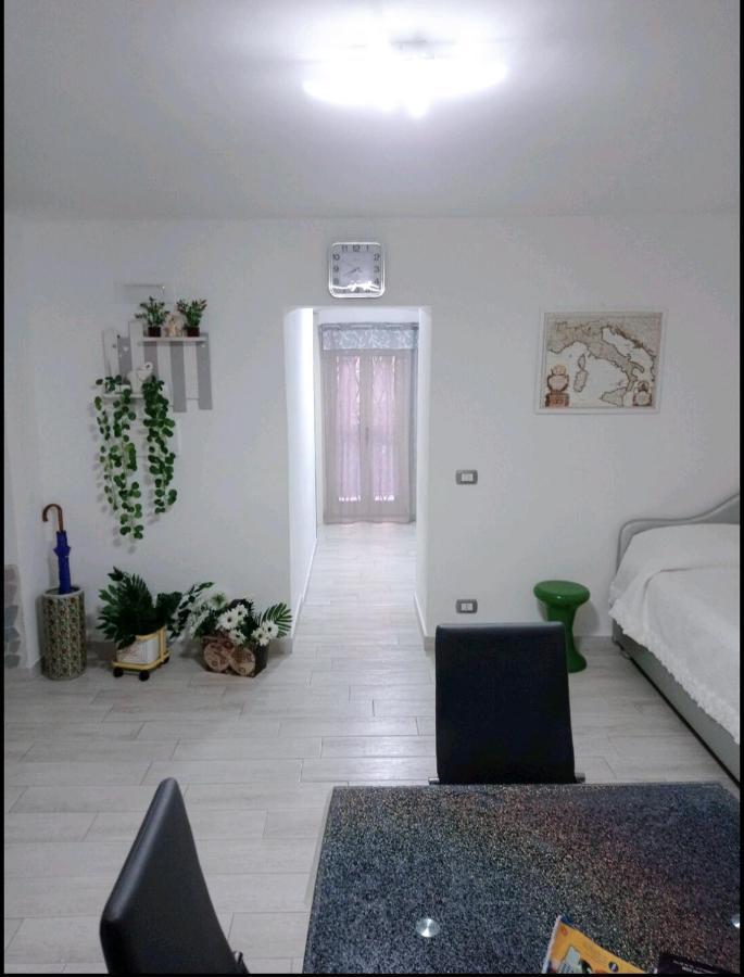 Nunzia'S House Napoli Appartement Buitenkant foto