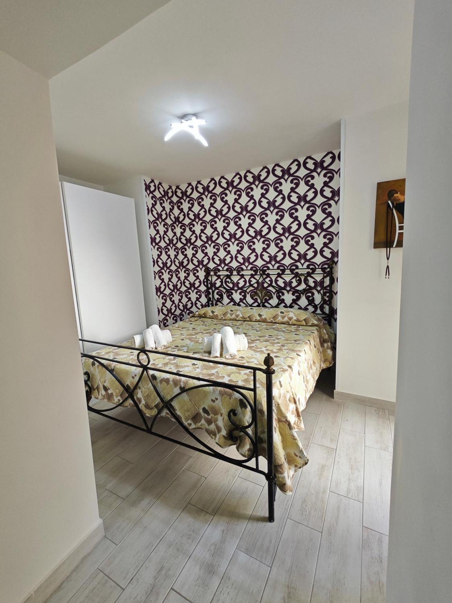 Nunzia'S House Napoli Appartement Buitenkant foto
