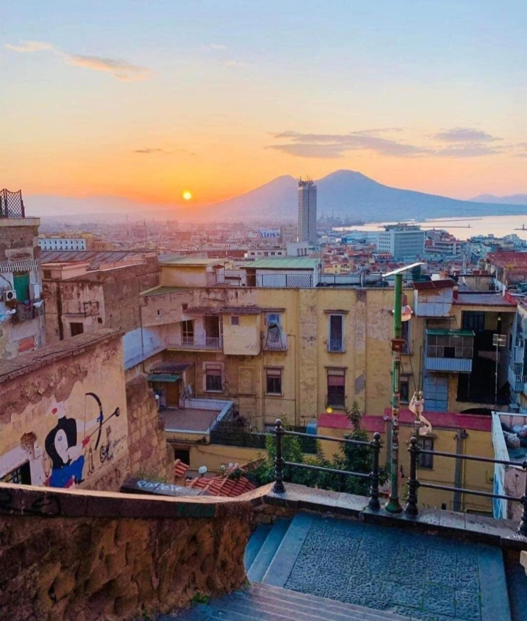Nunzia'S House Napoli Appartement Buitenkant foto
